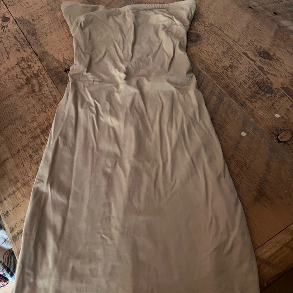 Nice strapless dress shapewear